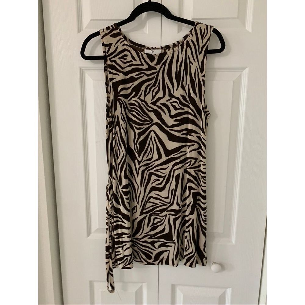 The Travel Collection top